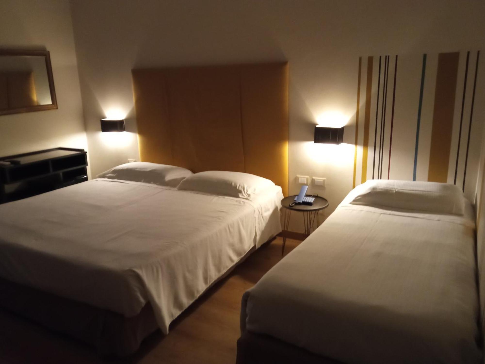 Hotel Touring Λιβόρνο Εξωτερικό φωτογραφία